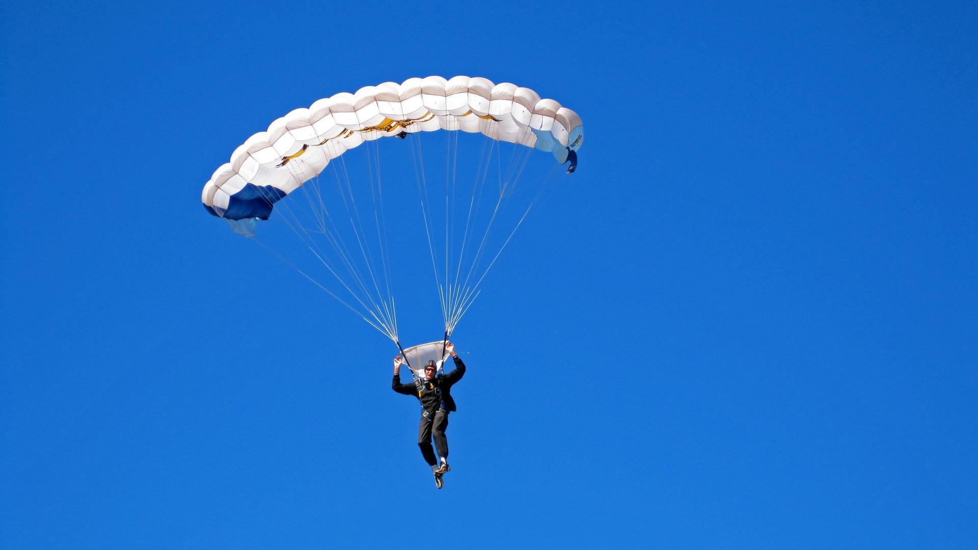 浙江队生死战取胜奇才，杰伦·格林高光表现背后，中国篮球的破壁时刻